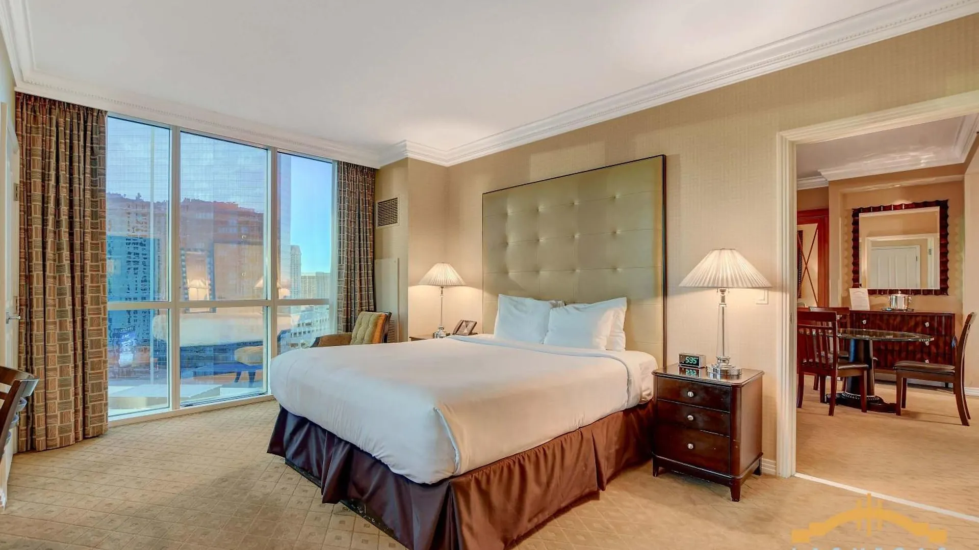 Mgm Signature-17-801 1Br2Ba F1 Strip View Balcony location